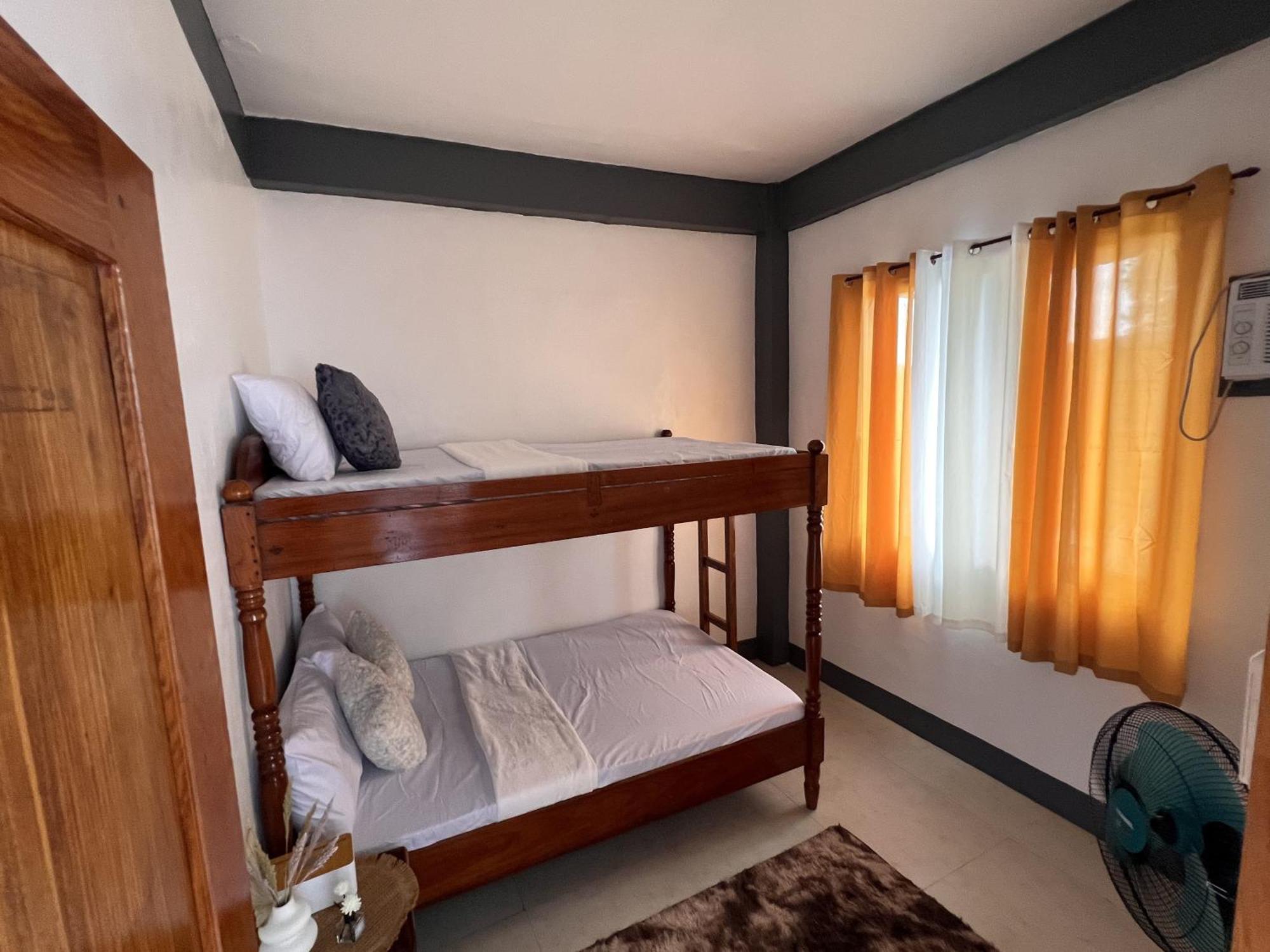 Eighty8 Tourist Inn Coron Kültér fotó