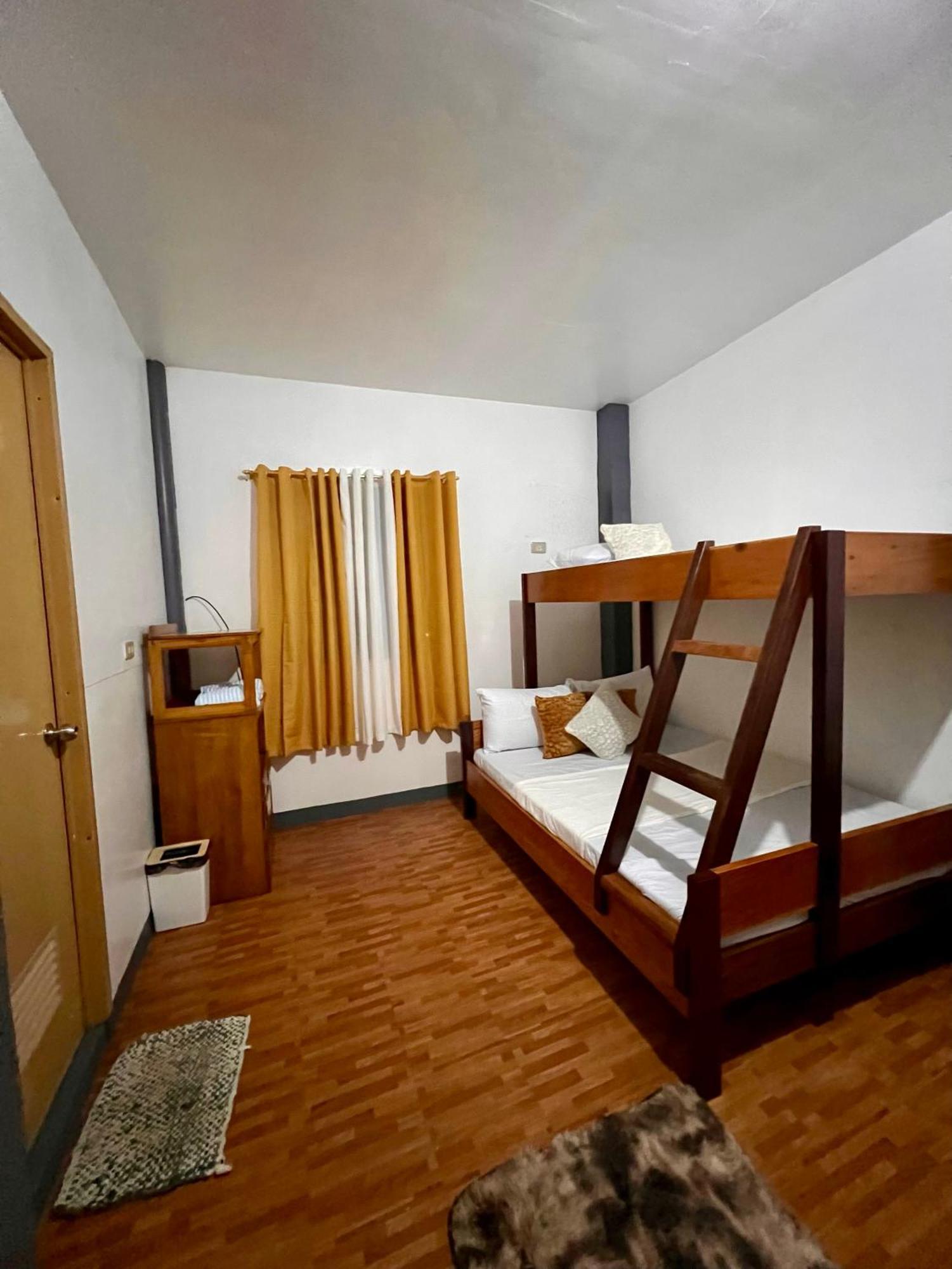 Eighty8 Tourist Inn Coron Kültér fotó
