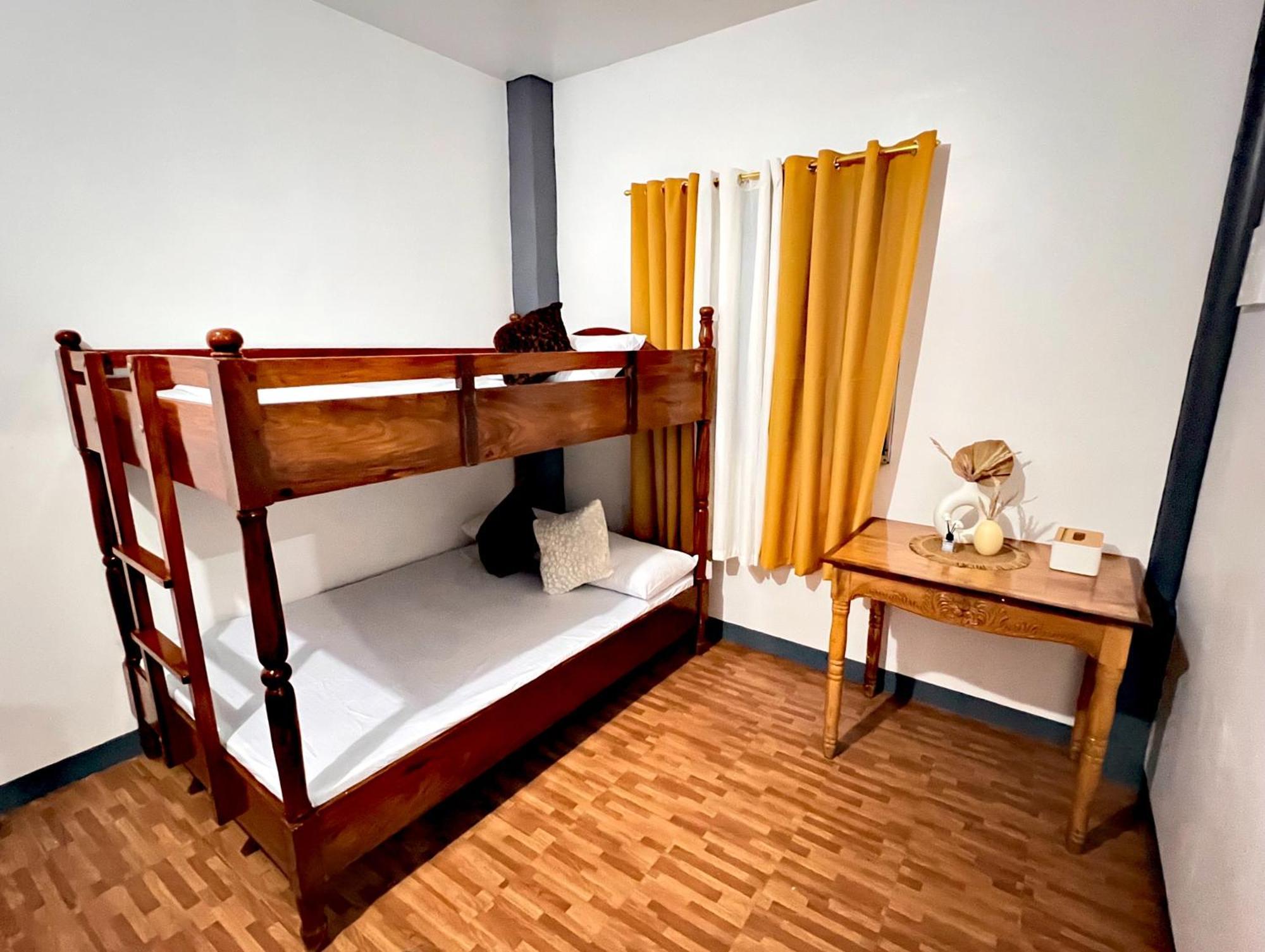 Eighty8 Tourist Inn Coron Kültér fotó